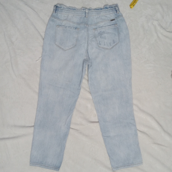 KanCan Like New Super Distressed Highrise Paper Bag Waist Mom Jeans sz 15/31 - Picture 2 of 12